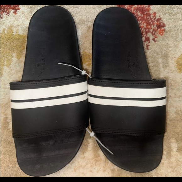 QUIKSILVER 2 Pairs Sandals/Slides Black Size 11 *Used Once* - Picture 6 of 11